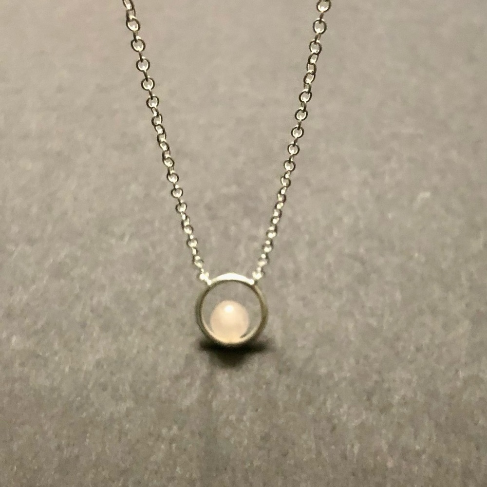 Sterling Silver Rose Quartz necklace